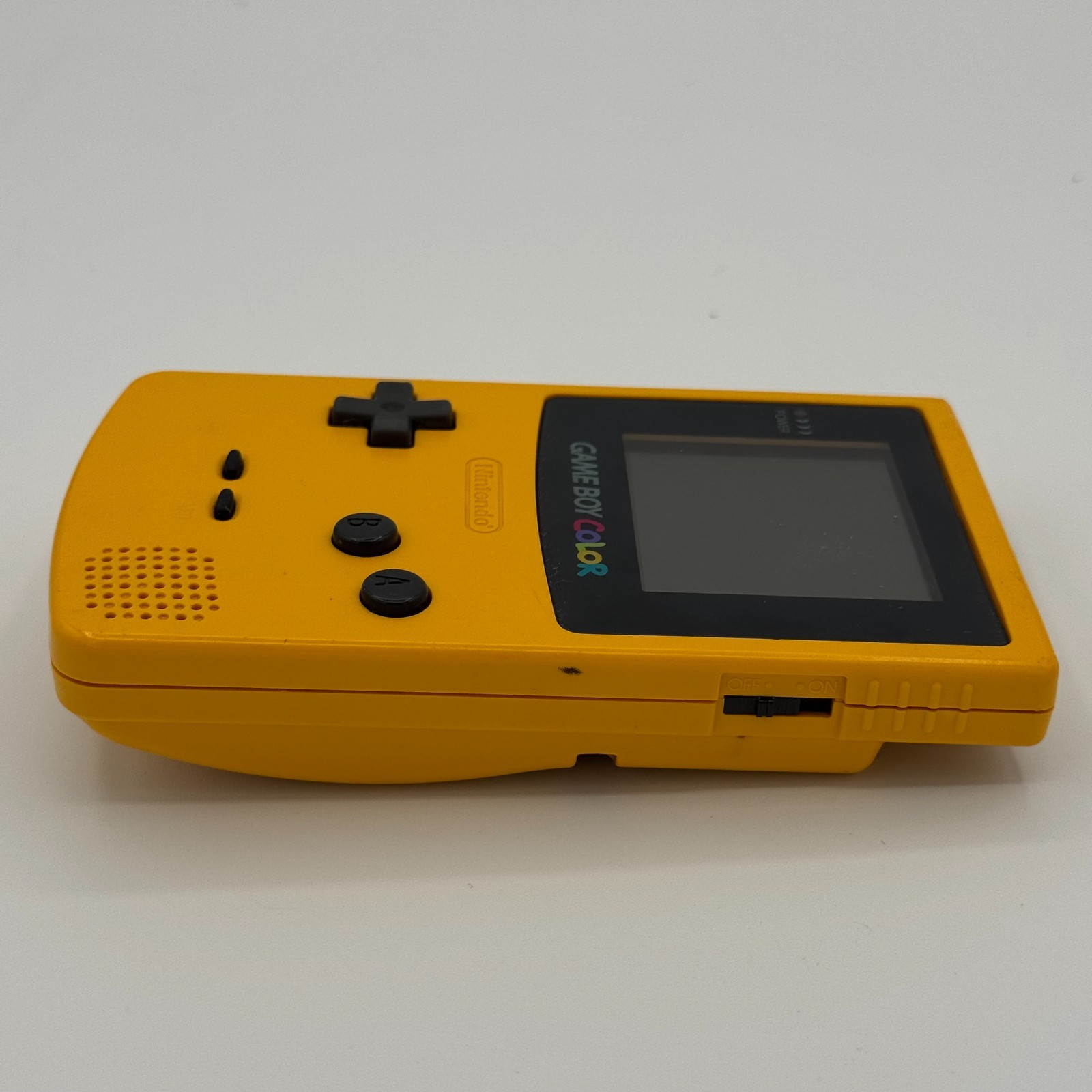 Nintendo Game Boy Color Console - Dandelion Yellow — photo 3