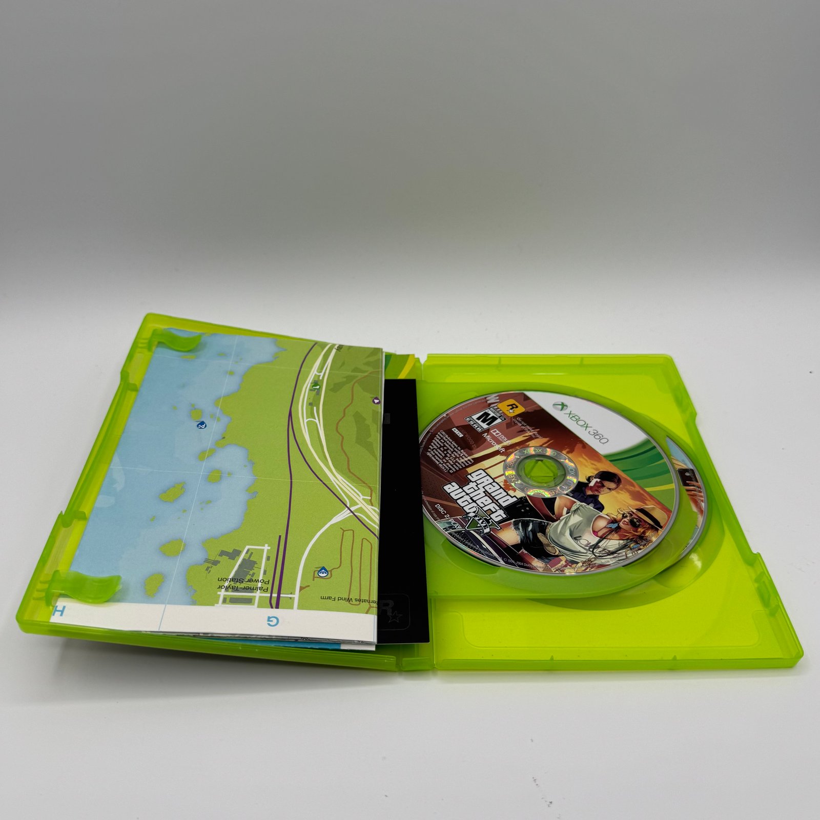 Grand Theft Auto V - Xbox 360 — photo 3
